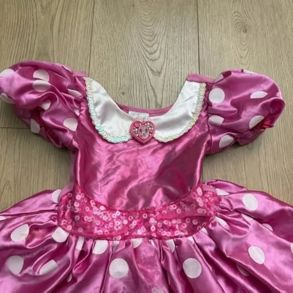 Disney pink minnie